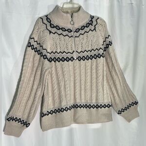 Mi Cream and Black Patterned Turtleneck Sweater